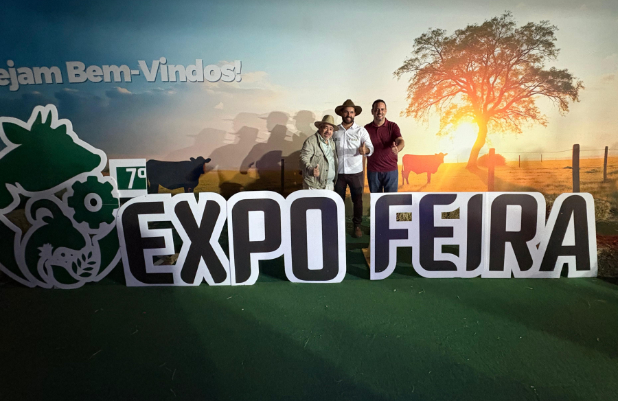 Em Jacaraci, deputado Fabrício Falcão prestigia a 7ª ExpoFeira.