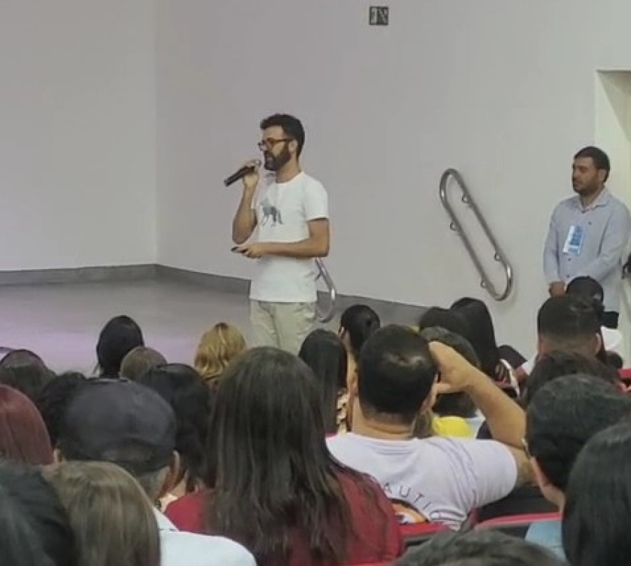 Cidadão cobra humanização e respeito na saúde pública em Dom Basílio.
